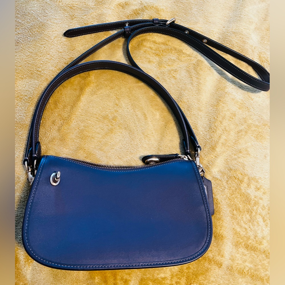 Coach Swinger bag. Never used.